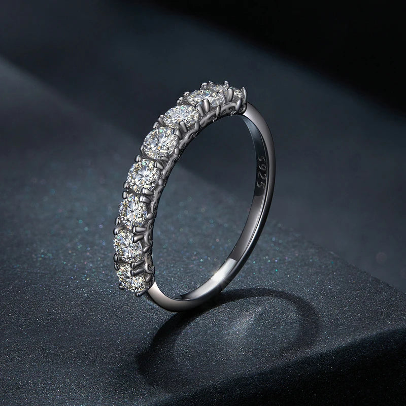 Bague en argent sterling avec moissanite à 8 pierres