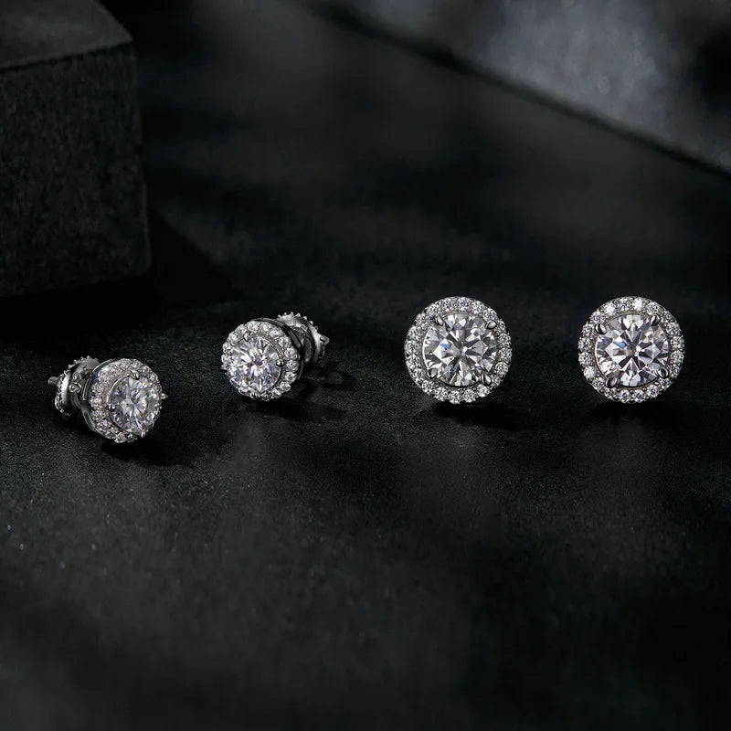 Boucles d'oreilles de fiançailles clous en argent sterling et moissanite
