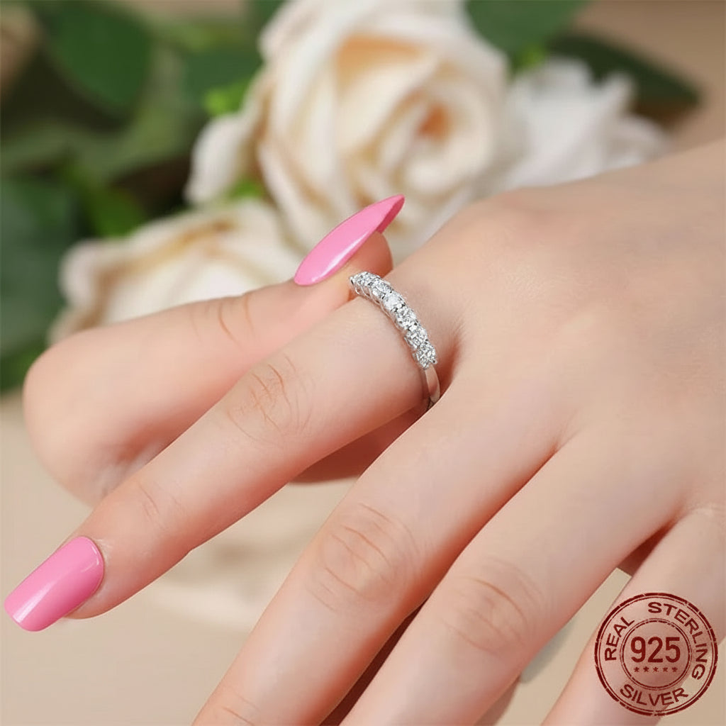 Bague en argent sterling iris moissanite motif dentelle