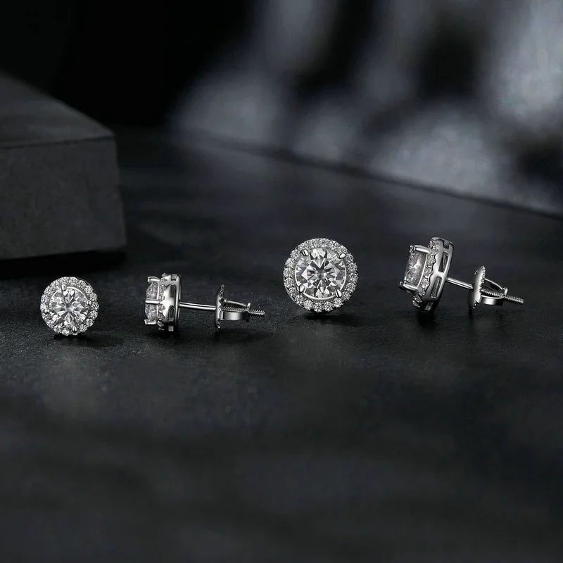 Boucles d'oreilles de fiançailles clous en argent sterling et moissanite